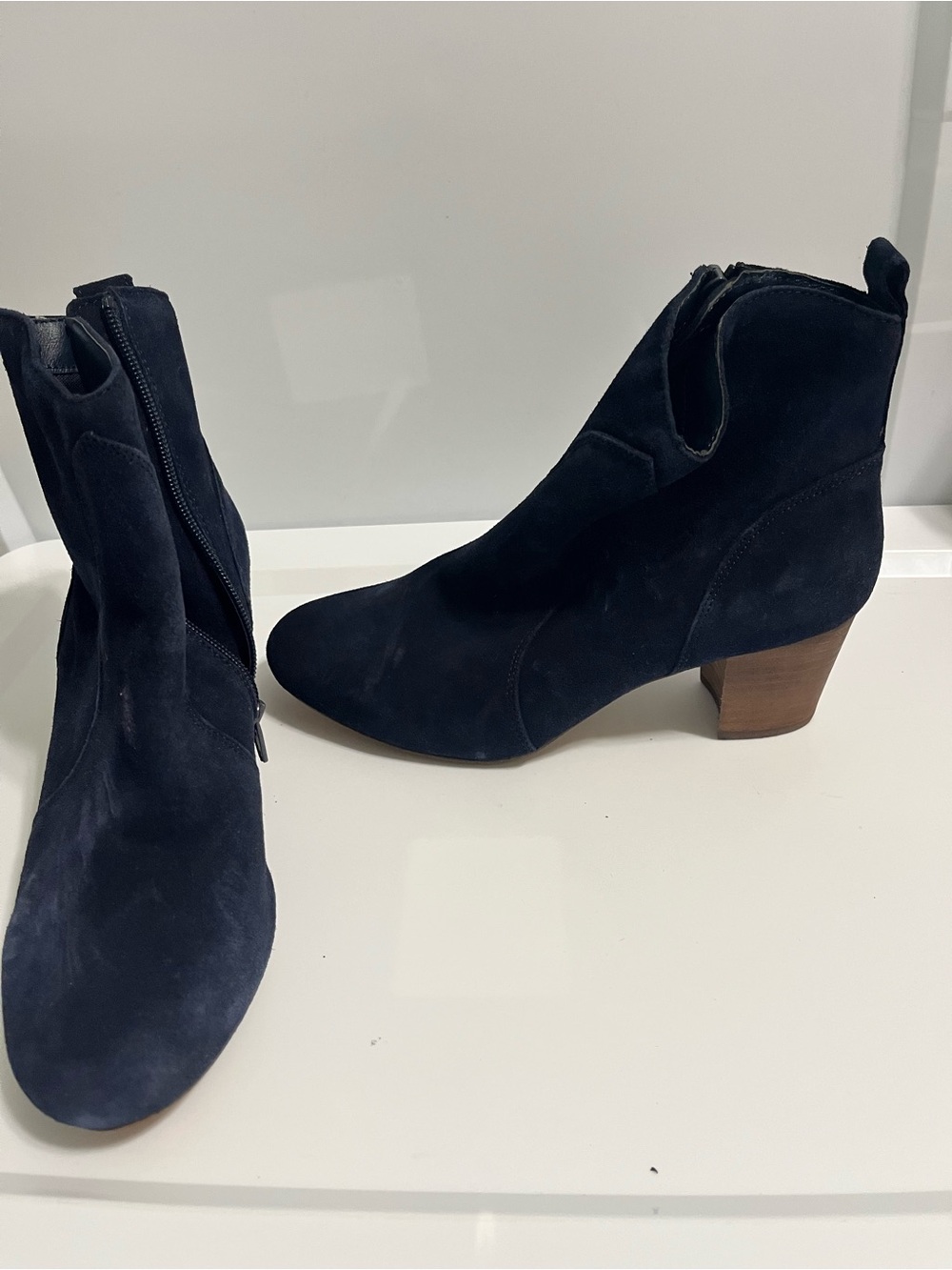 Steve Madden 8 1/2 Women's Navy Ankle Boots - Classic Block Heel